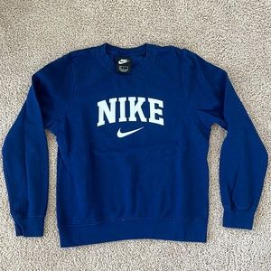 Nike sweatshirt